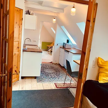 With Free Parking And Access To Garden * Kopenhagen